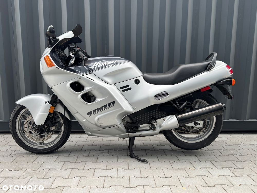 Honda CBR - 18