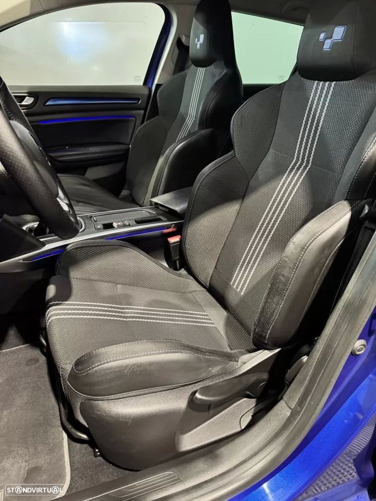 Renault Mégane Sport Tourer 1.5 dCi GT Line - 28