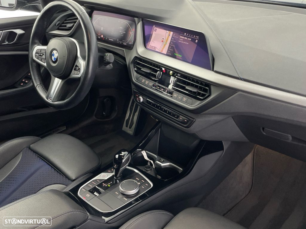 BMW 116 d Pack Desportivo M Auto - 24