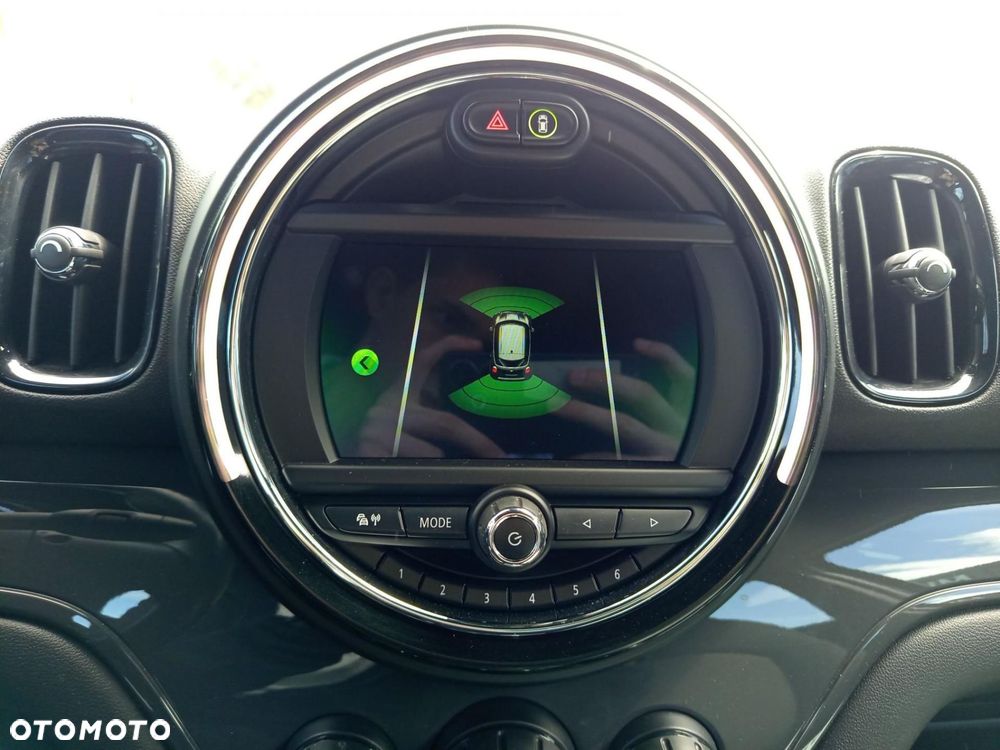 MINI Countryman - 16