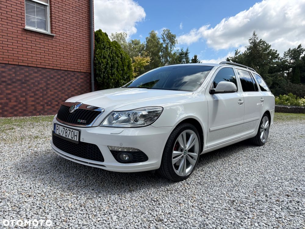 Skoda Octavia 2.0 TDI DPF DSG RS - 1