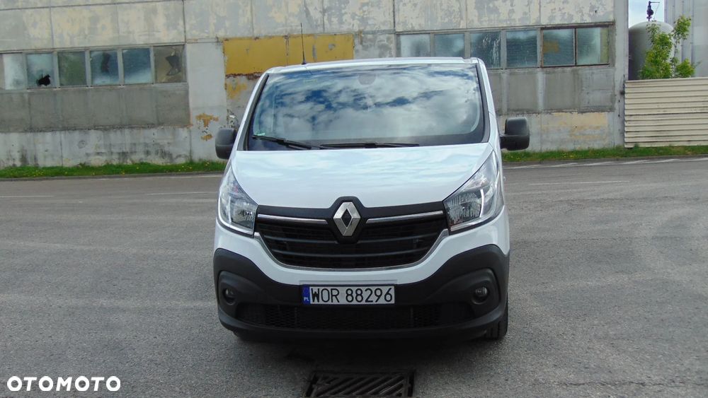 Renault TRAFIC - 1