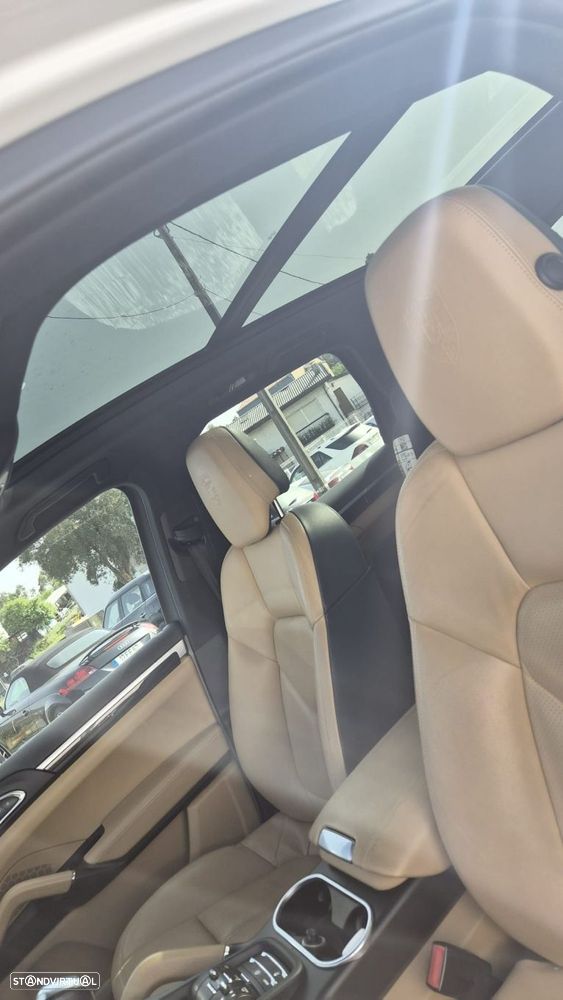 Porsche Cayenne - 17