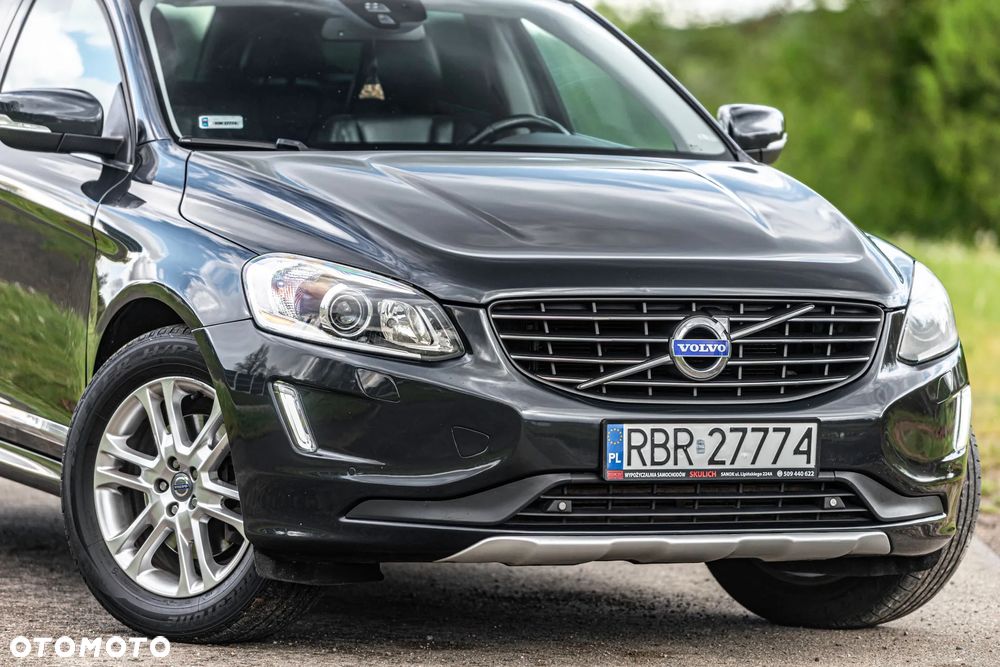 Volvo XC 60 D4 AWD Geartronic Summum - 9