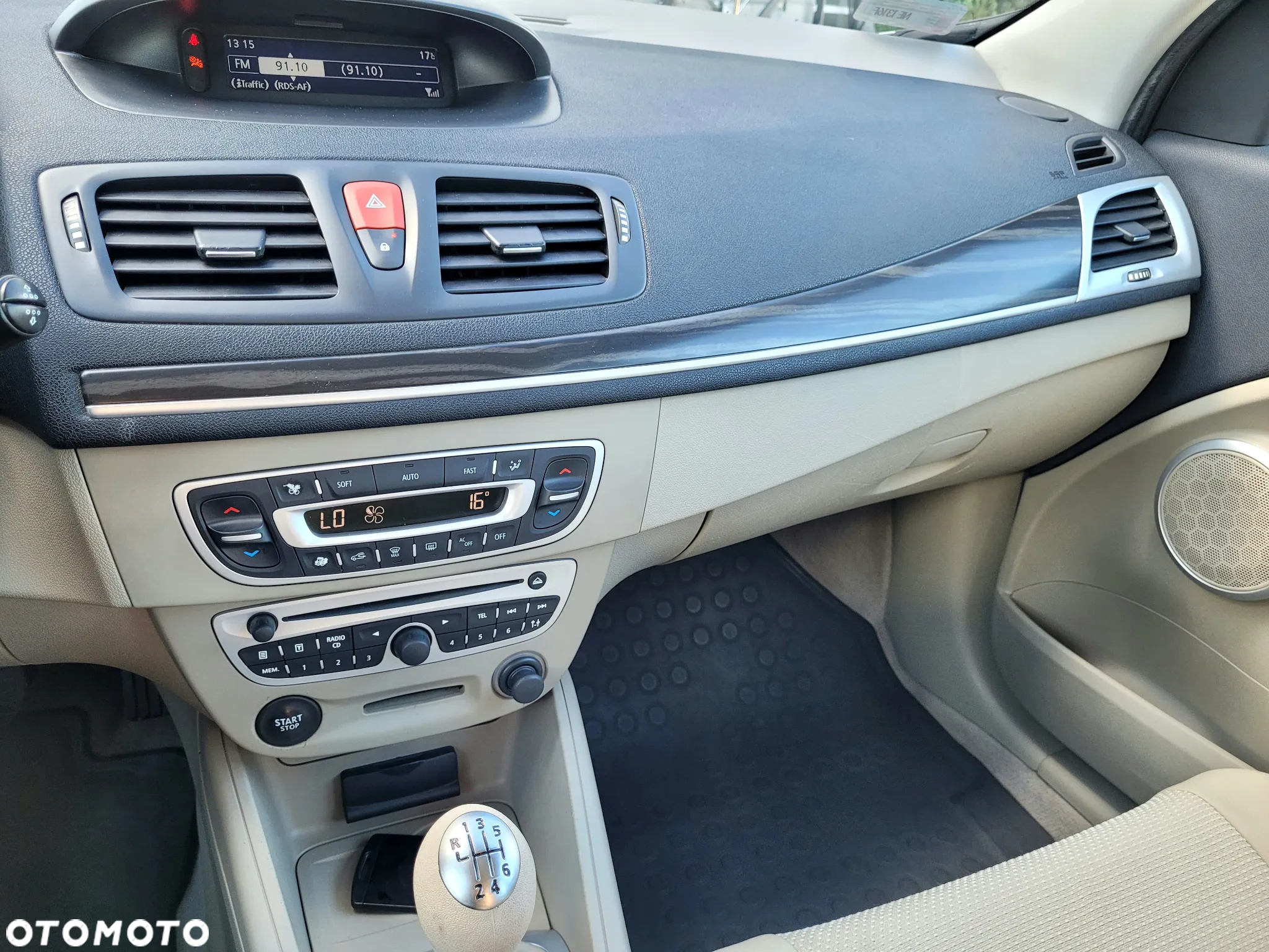 Renault Megane - 14