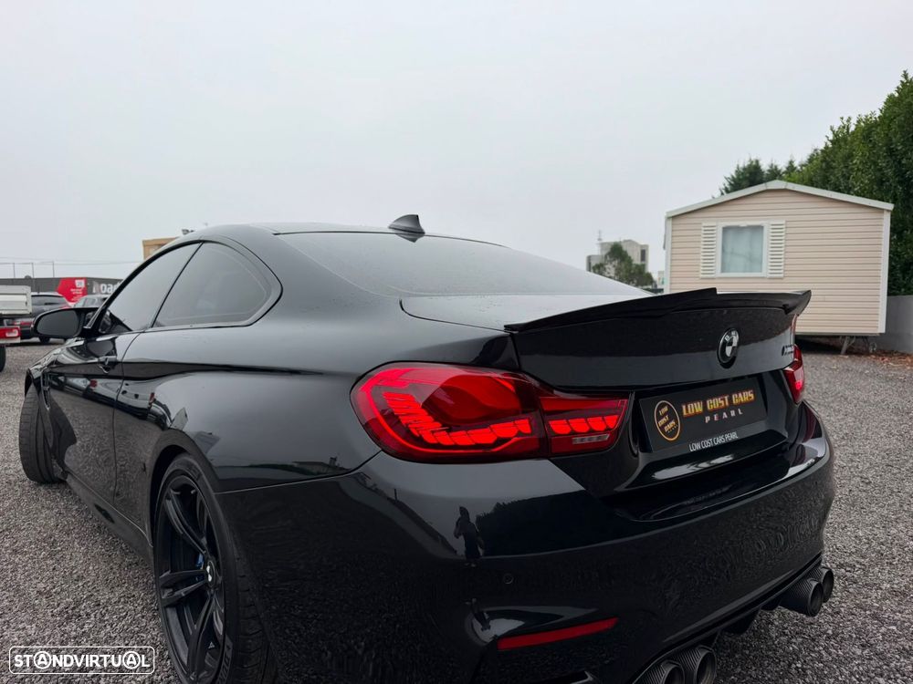 BMW M4 Auto - 25