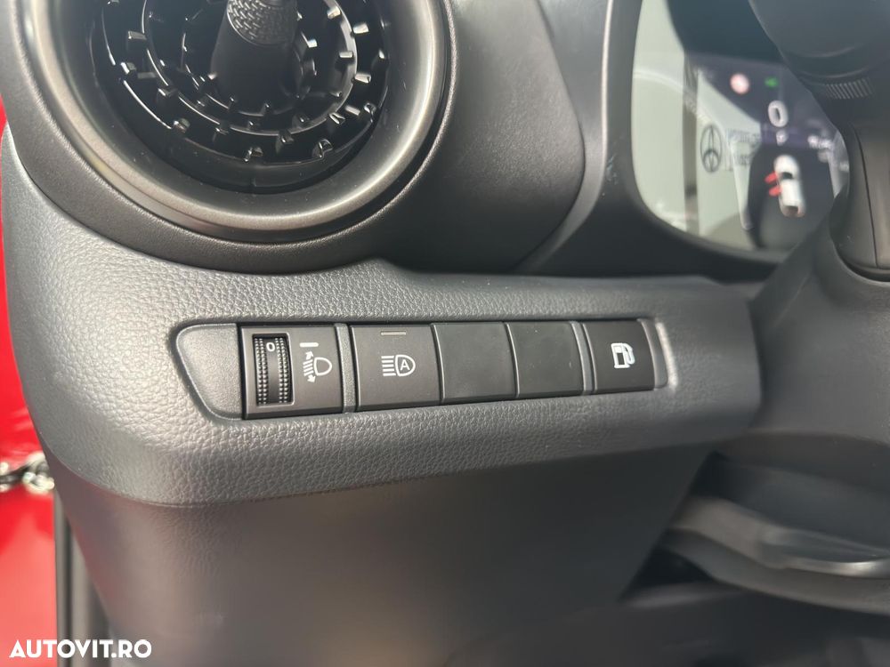 Toyota C-HR 1.8 HEV 140 CP 4x2 CVT Dynamic - 15