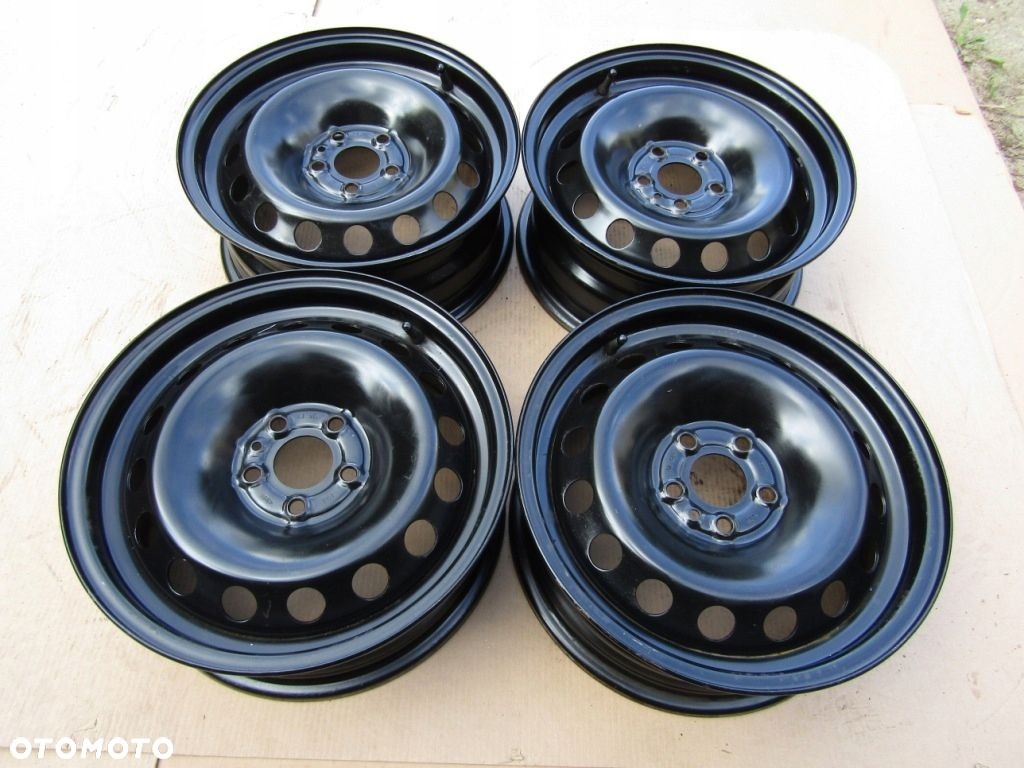 4x Felgi 15 Fiat 500L Opel Combo D Doblo Cargo Tipo II 5x98 - 4