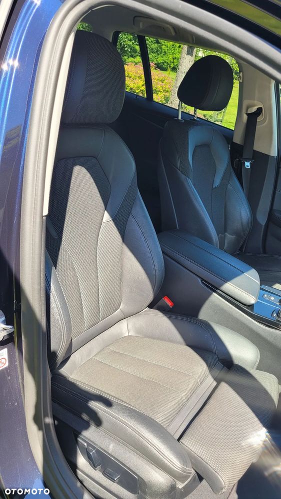 BMW Seria 5 520d xDrive Sport Line - 13