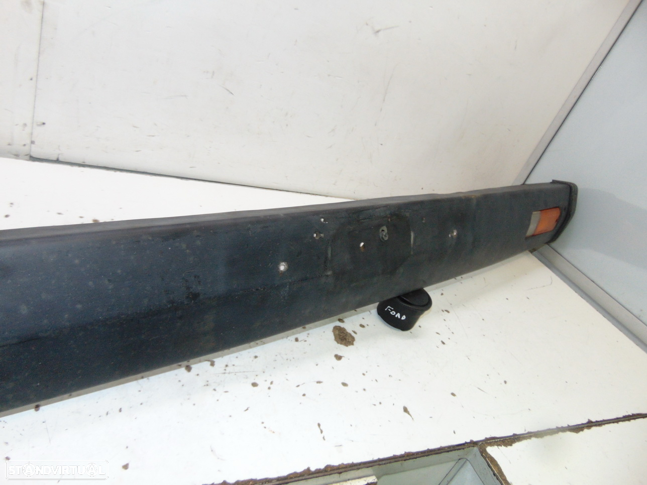 Datsun urvan para-choques - 4
