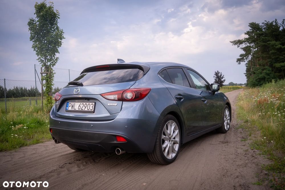 Mazda 3 - 6