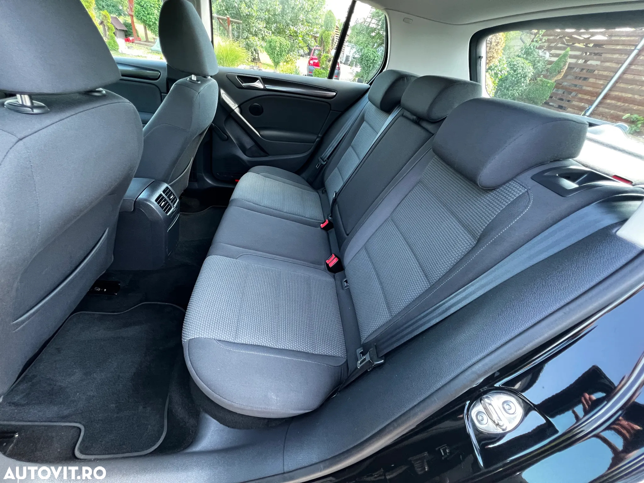 Volkswagen Golf 1.6 Comfortline - 23