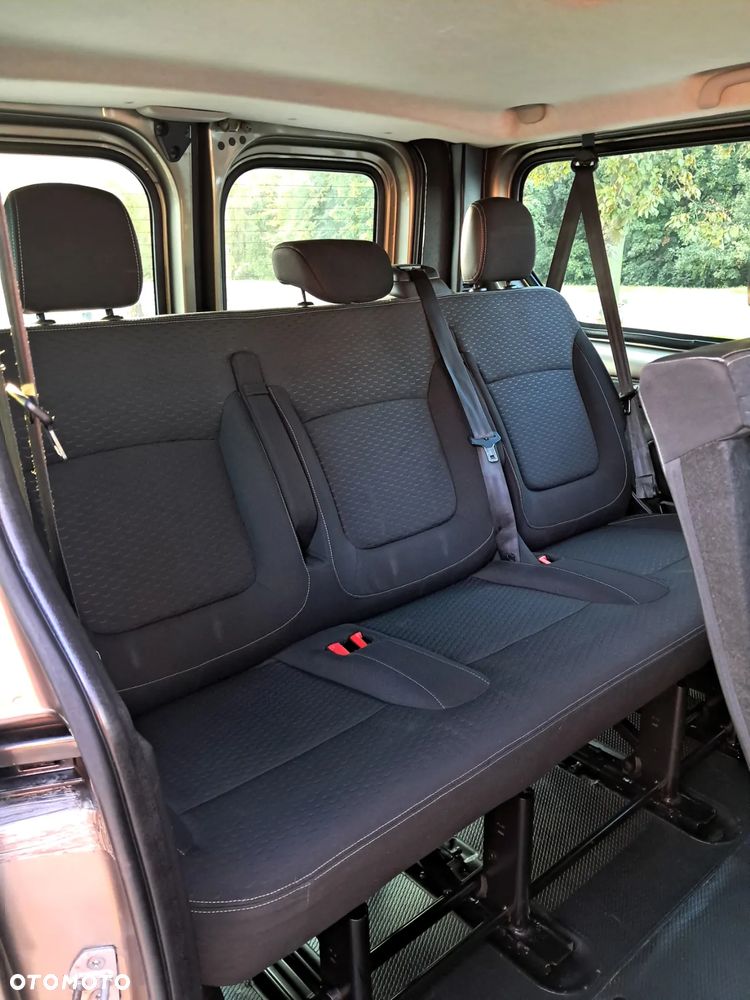 Opel Vivaro - 14
