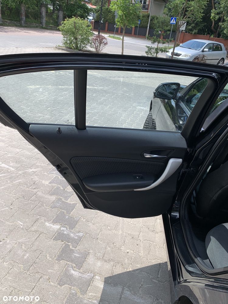 BMW Seria 1 - 15
