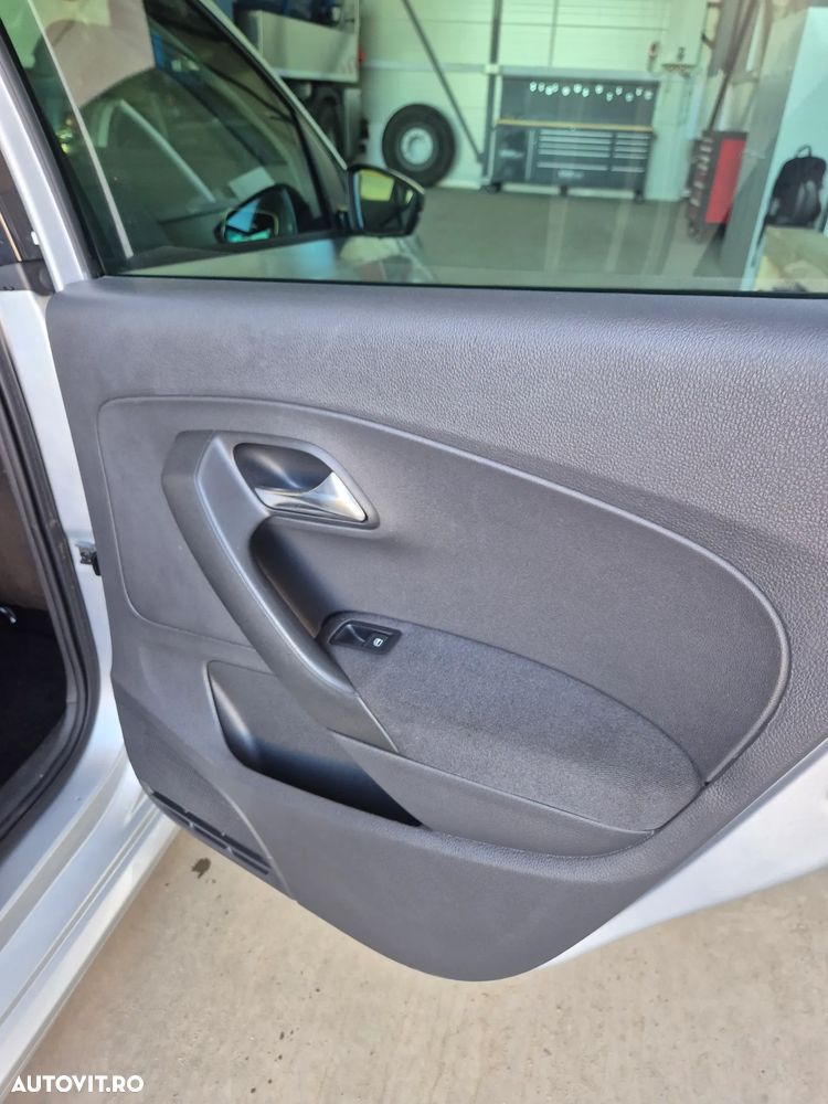 Volkswagen Polo 1.6 TDI CR DPF Highline - 13