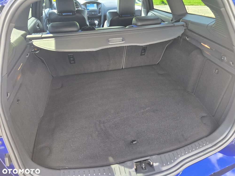 Ford Focus - 17