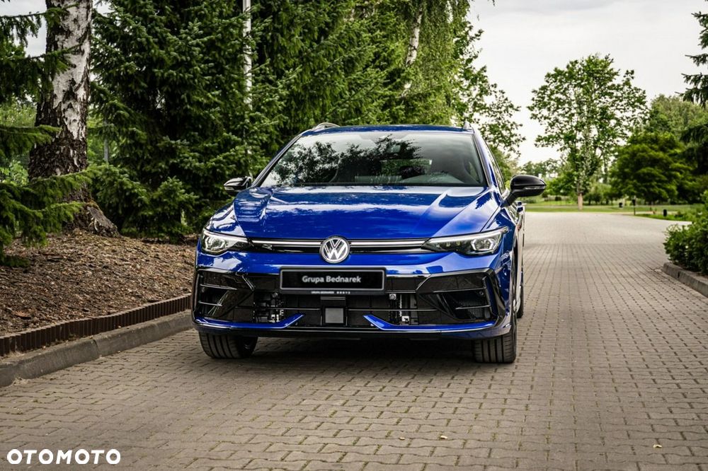 Volkswagen Golf - 24