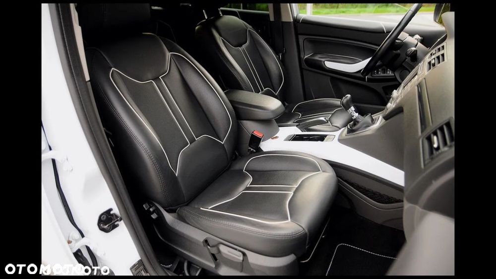 Ford Kuga 2.0 TDCi 4x4 Individual - 28