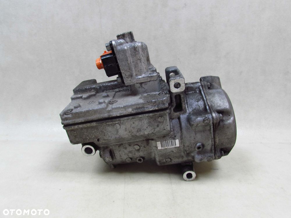 RENAULT ZOE II LIFT 20- SPREZARKA KOMPRESOR KLIMATYZACJI 926005749R 042200-1560 - 1