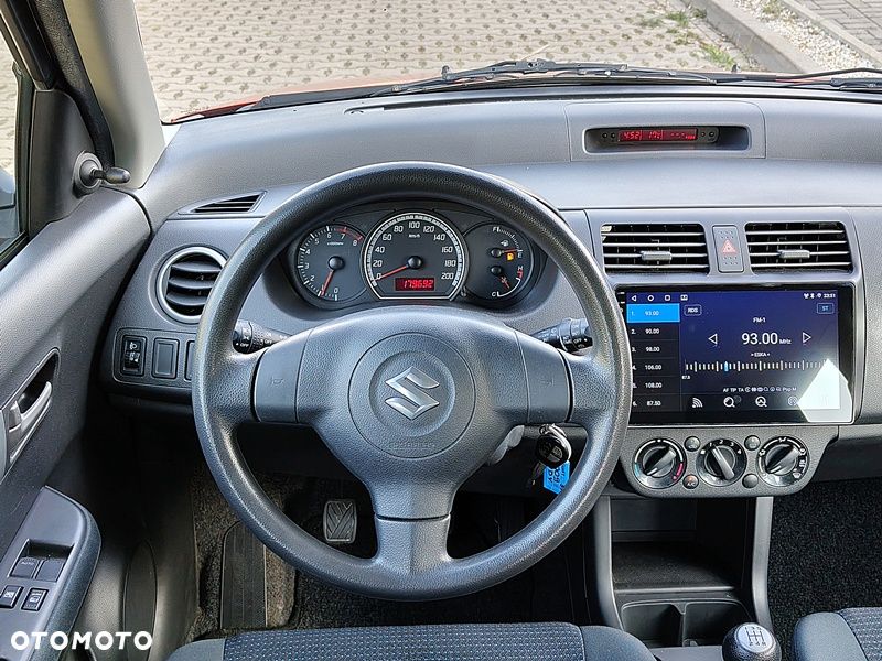 Suzuki Swift 1.3 GS / Premium - 8
