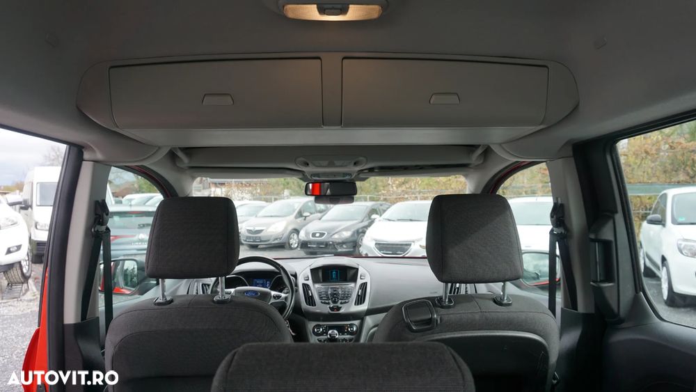 Ford Tourneo Connect 1.5 EcoBlue Start-Stop Titanium - 14