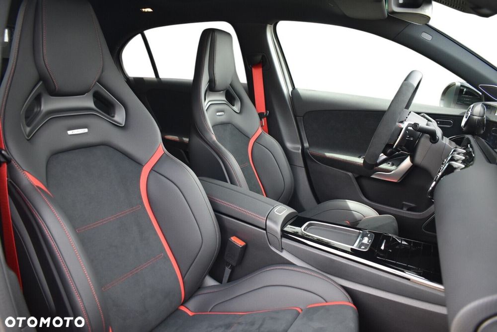Mercedes-Benz Klasa A 45 S AMG 4-Matic 8G-DCT - 9