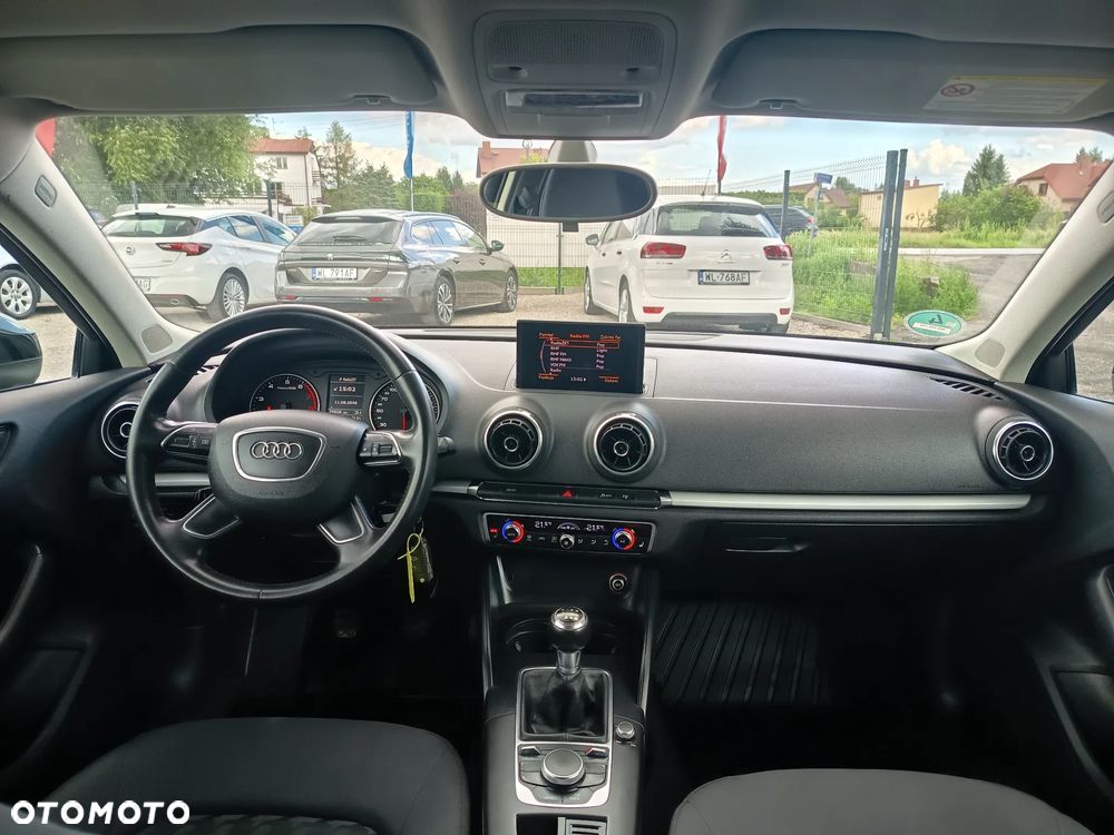 Audi A3 3-drzwiowe 1.4 TFSI Ambition - 16