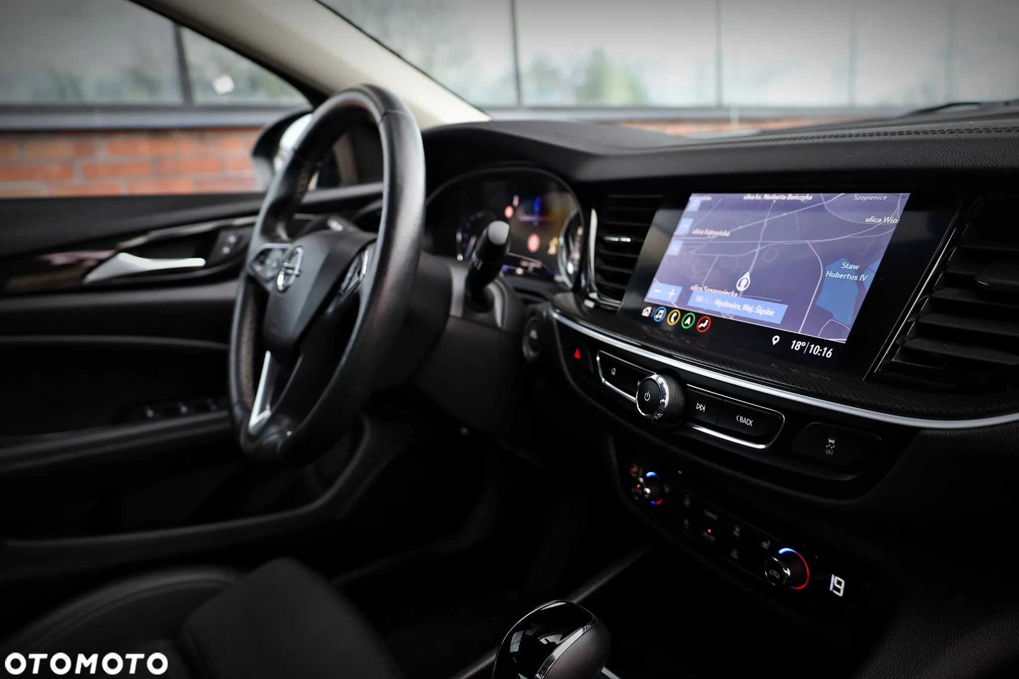 Opel Insignia 2.0 T Business Elegance S&S - 20