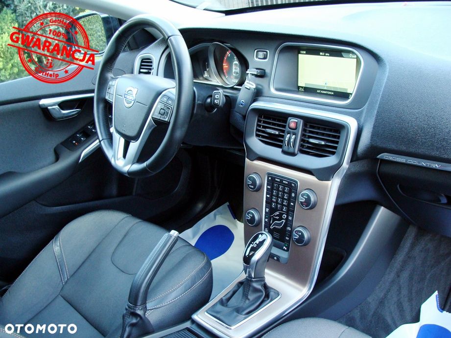 Volvo V40 Cross Country D2 Geartronic Momentum - 11