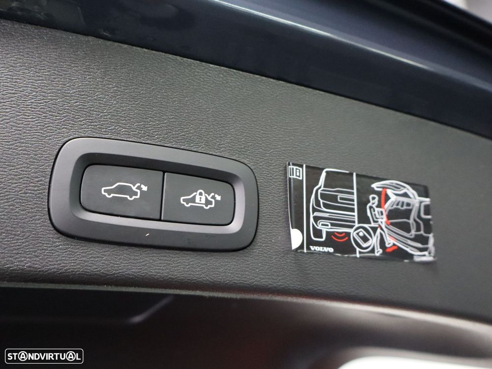 Volvo XC 40 1.5 T4 PHEV Inscription - 21