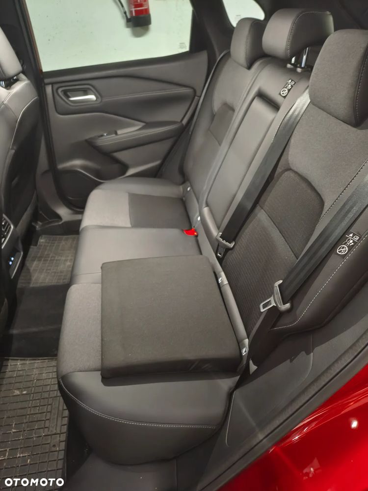 Nissan Qashqai 1.3 DIG-T mHEV N-Connecta Xtronic - 19