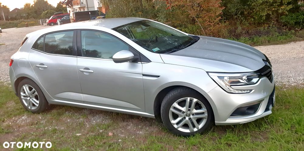 Renault Megane 1.6 SCe Zen - 9