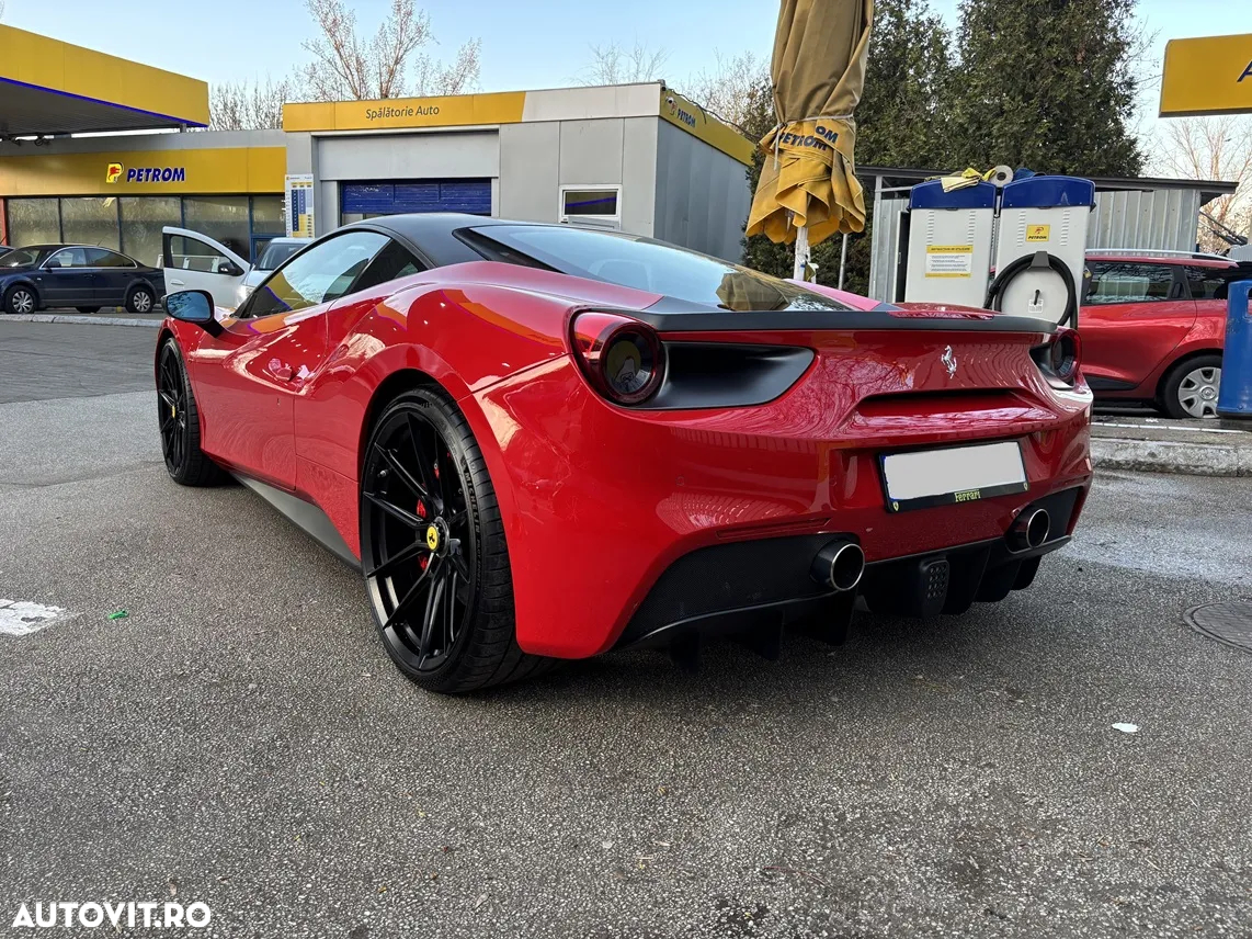 Ferrari 488 GTB - 10