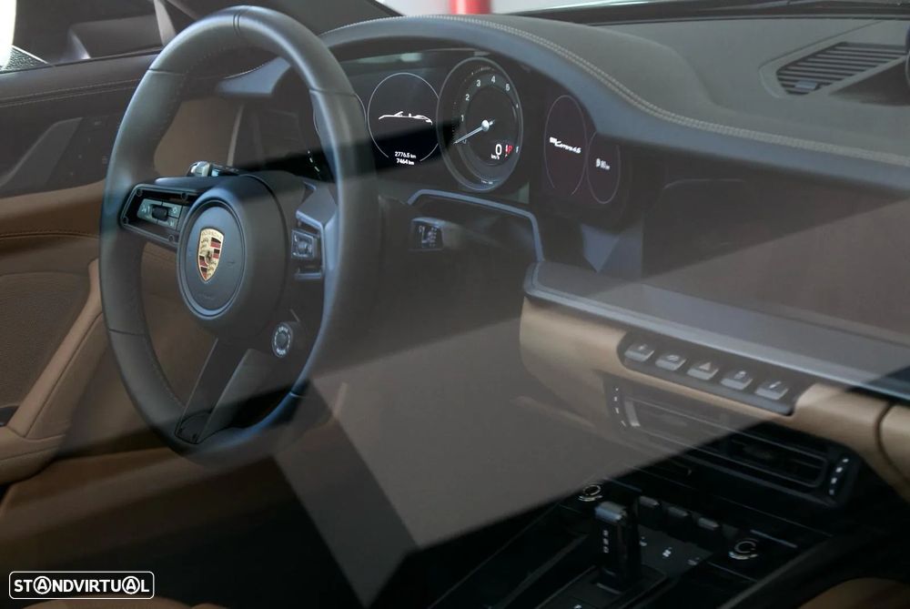 Porsche 911 (992) Carrera 4S PDK - 18