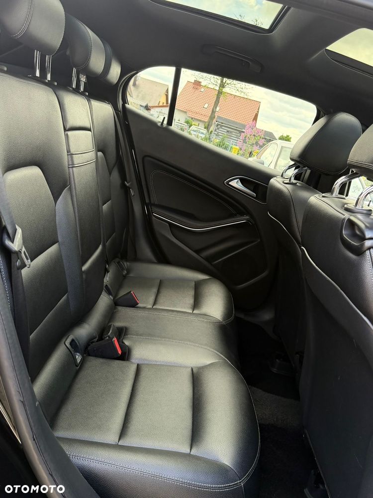 Mercedes-Benz GLA 250 4-Matic Style - 6