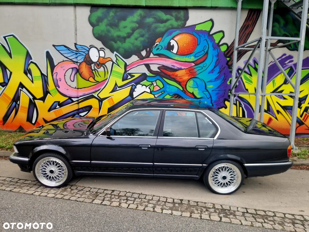 BMW Seria 7 - 25