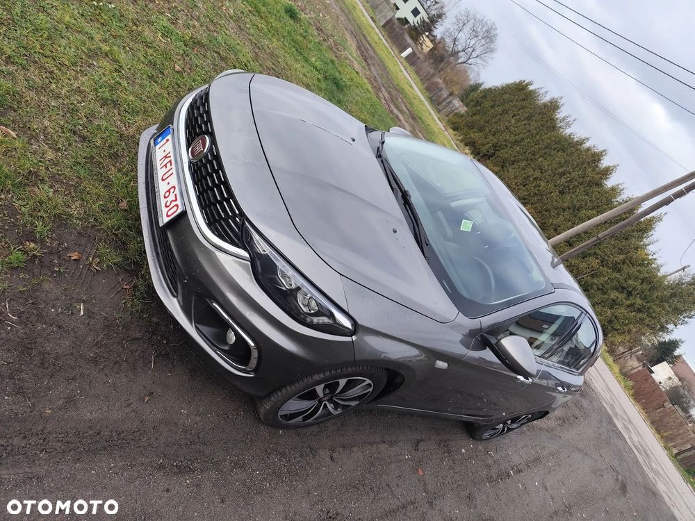 Fiat Tipo 1.4 T-Jet 16v S-Design - 2