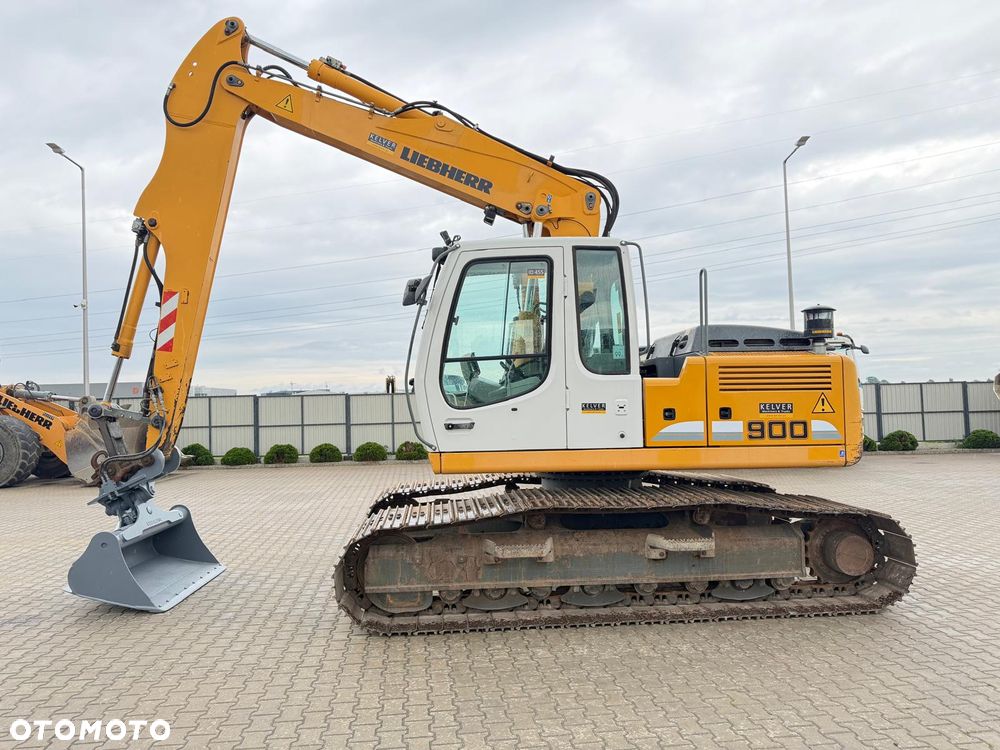Liebherr R900C Litronic * 2011 * 8 688 mth * długi zasięg * - 1