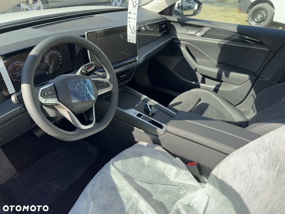 Volkswagen Passat 2.0 TDI SCR Business DSG - 8