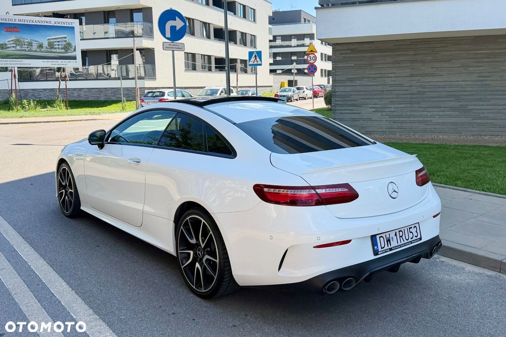 Mercedes-Benz Klasa E AMG 53 4-Matic+ 9G-TRONIC - 4