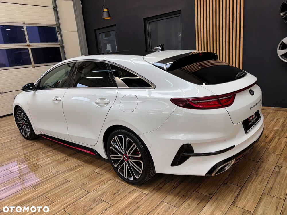 Kia ProCeed 1.6 T-GDI DCT7 OPF GT - 10