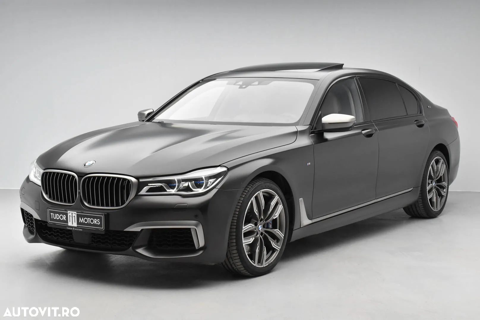 BMW M7 M760Li xDrive - 1