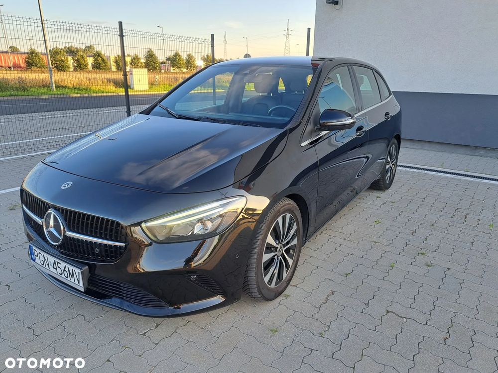 Mercedes-Benz Klasa B 180 d 8G-DCT - 18