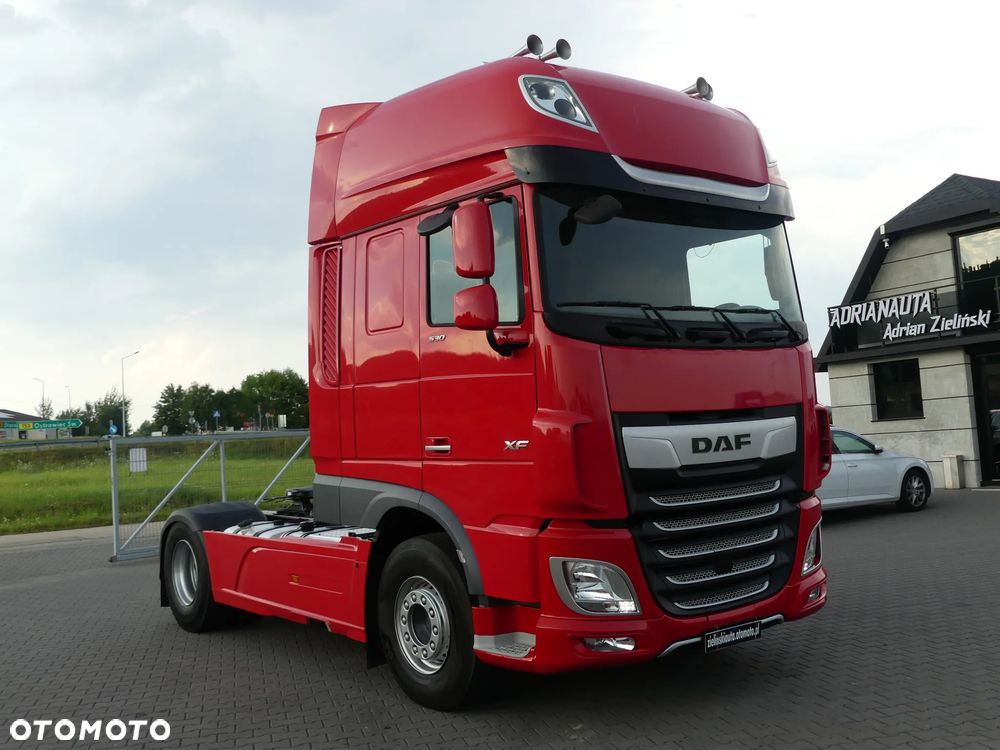 DAF XF 106.530 / RETARDER / PRZEBIEG 240 TYS KM !!! / HYDRAULIKA DWU OBWODOWA / - 12