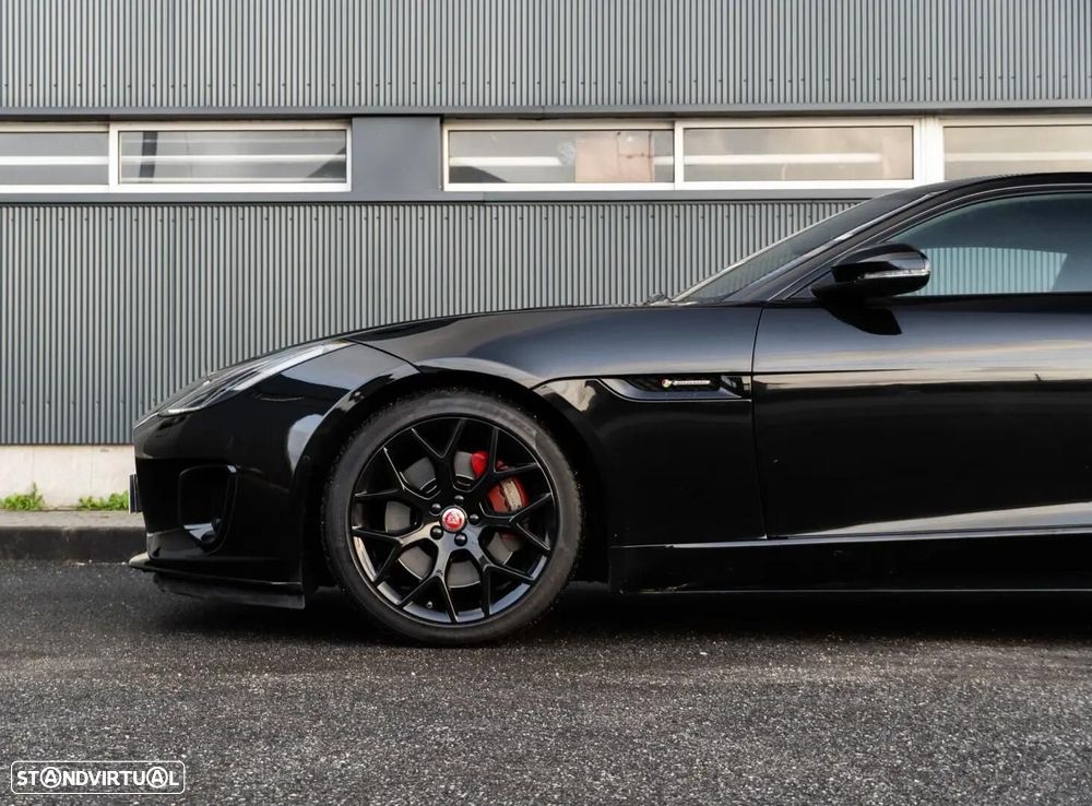 Jaguar F-Type - 18