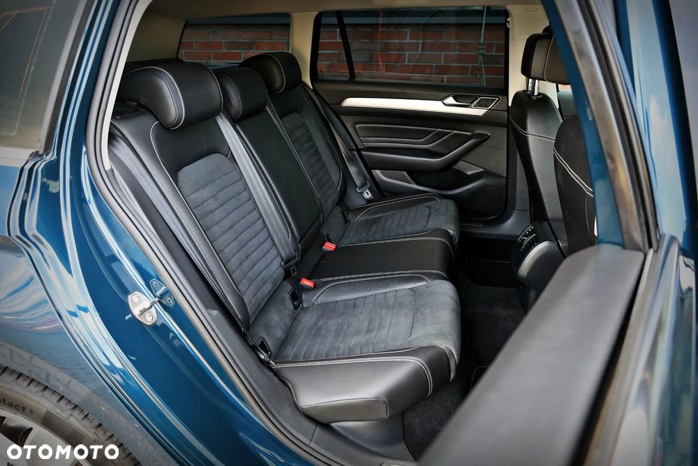 Volkswagen Passat 2.0 TSI Elegance DSG - 21