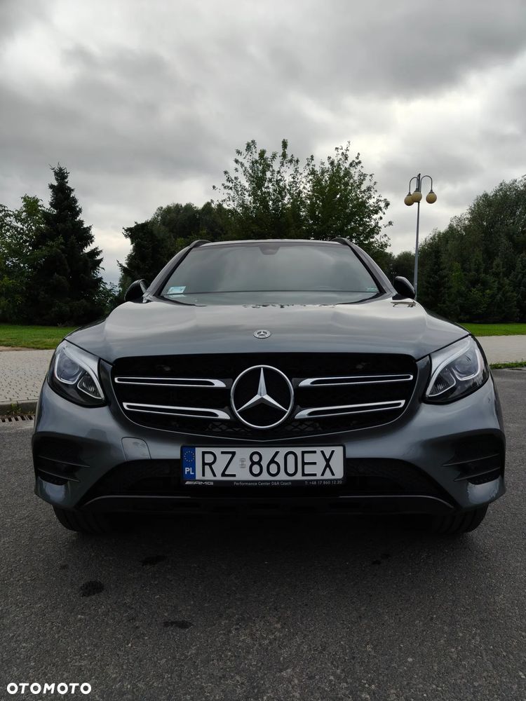 Mercedes-Benz GLC - 6