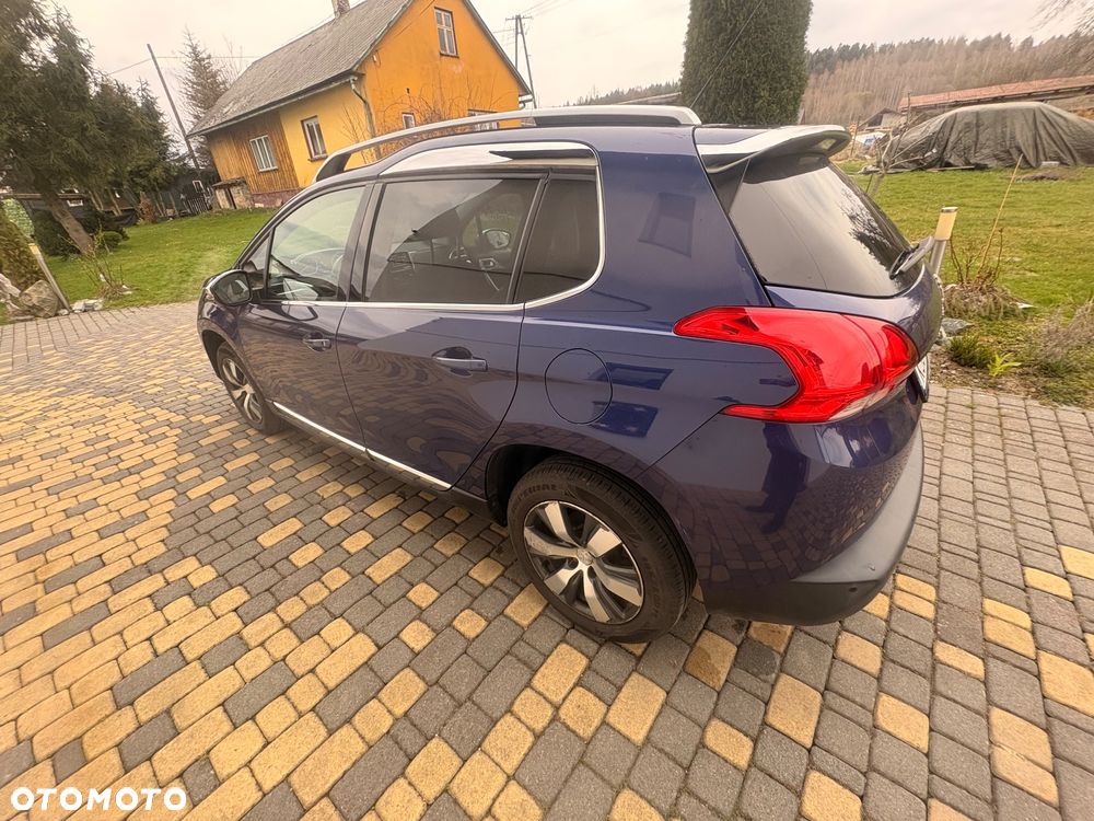 Peugeot 2008 1.6 e-HDi Allure S&S - 5