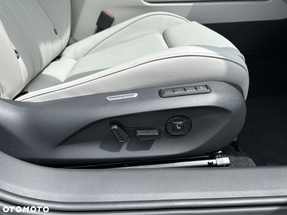 Volkswagen Passat 1.5 TSI EVO Elegance DSG - 22