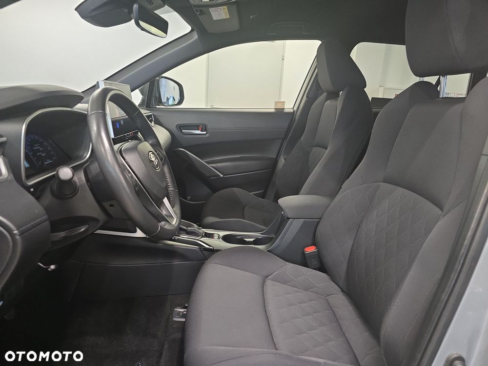 Toyota Corolla Cross - 15